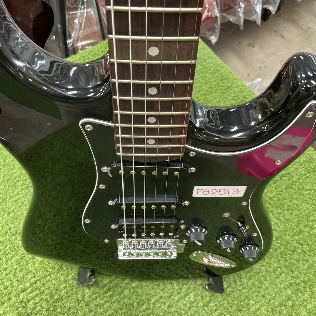 กีต้าร์ไฟฟ้า SELDER