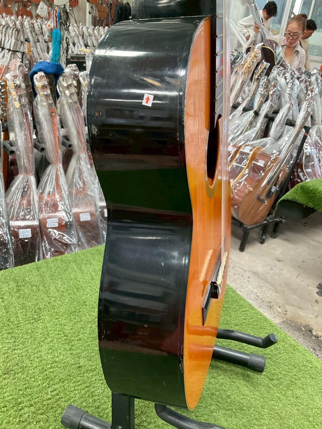 กีต้าร์คลาสสิค AzaLea