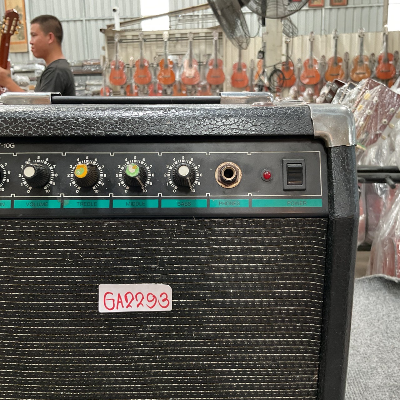แอมป์กีต้าร์ YAMAHA : HY-10G