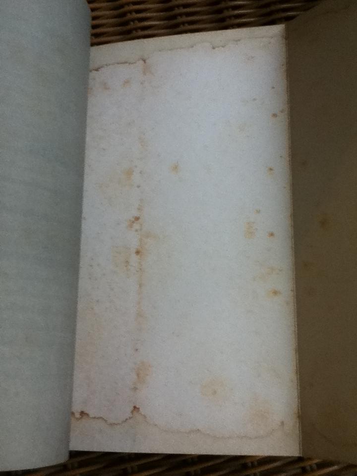 แสงสว่างในโลกมืด/ นฤมล จันทรากูล