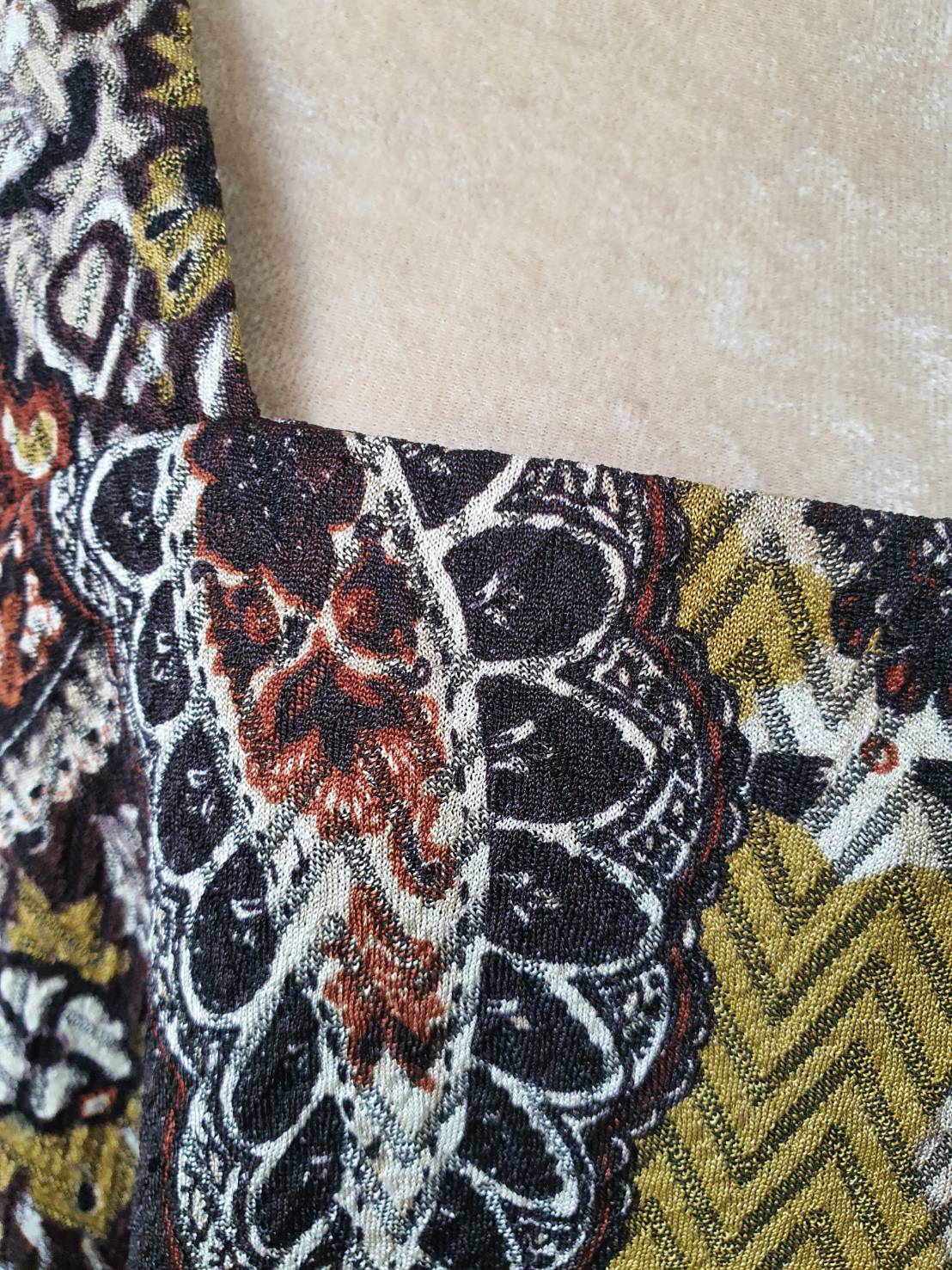 FF04365 เสื้อผ้ามือสอง ลวดลายสวย แบรนด์ Chenault อก 52-60นิ้ว