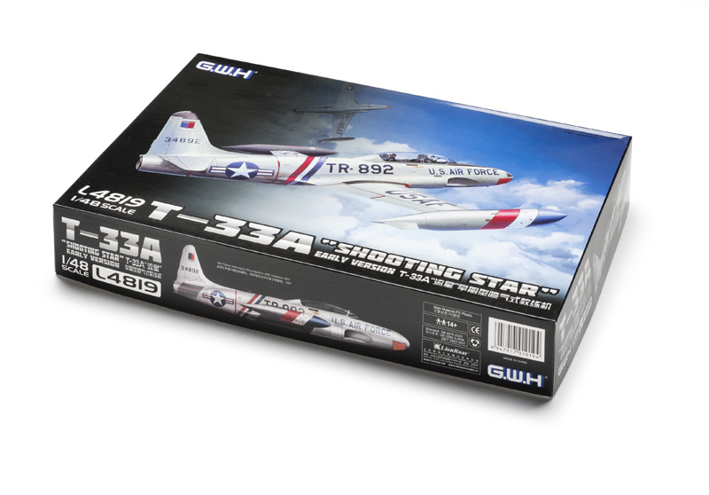 โมเดลเครื่องบิน Great Wall Hobby 1/48 L4819 T-33A "SHOOTING STAR" EARLY VERSION
