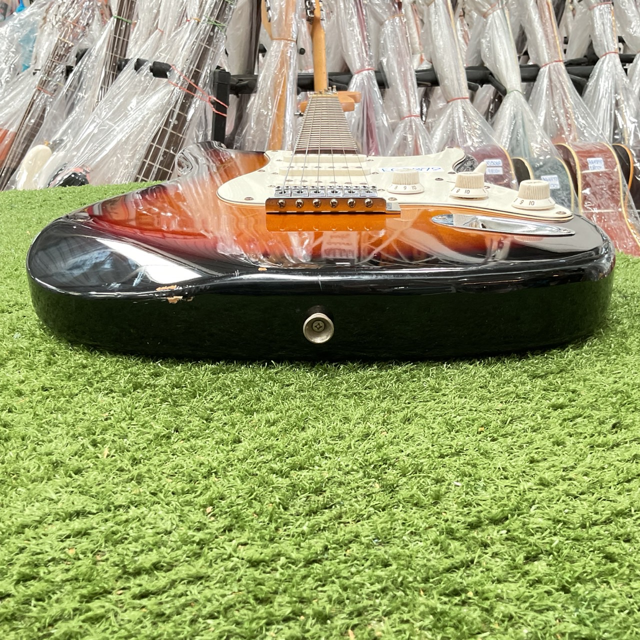 กีต้าร์ไฟฟ้า SOLFEGE