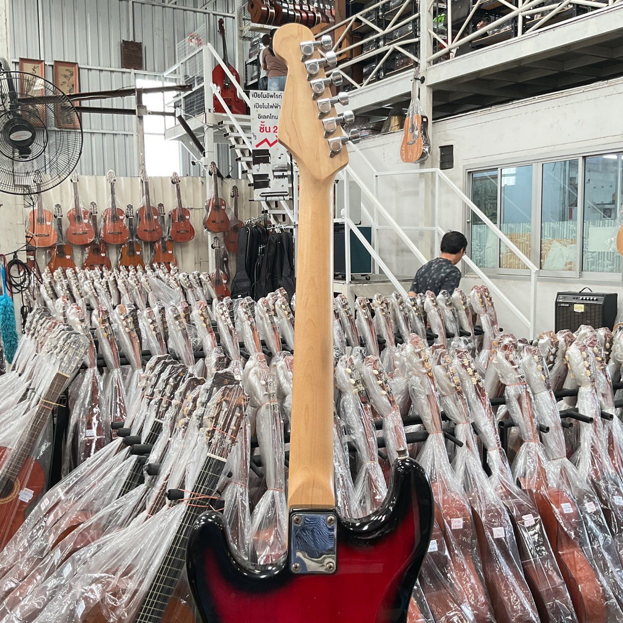 กีต้าร์ไฟฟ้า SELDER