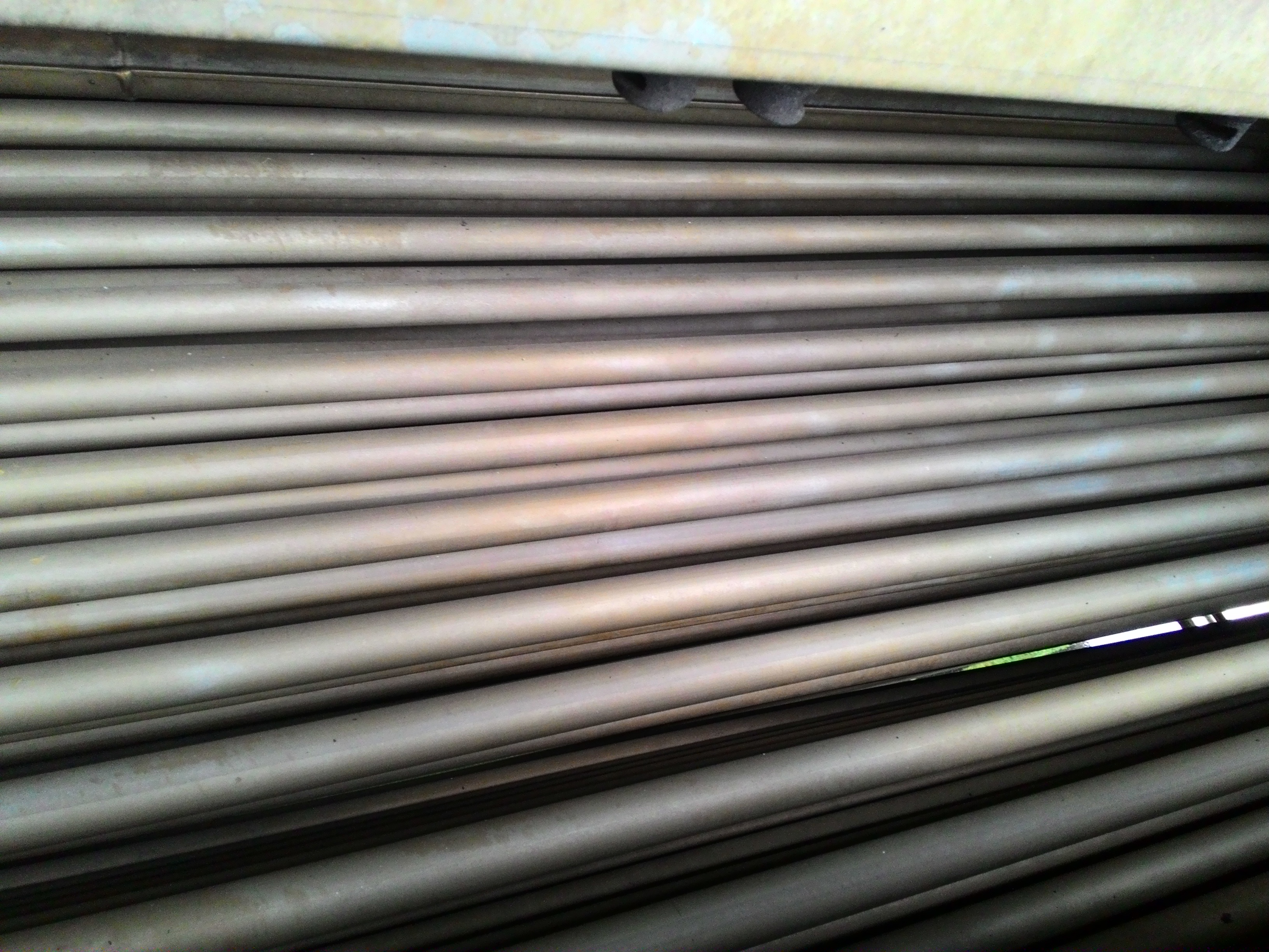 เครื่องผลิตน้ำแข็งหลอด ขนาด 30 ตัน/วัน คอมเพรสเซอร์ Mycom 6 B