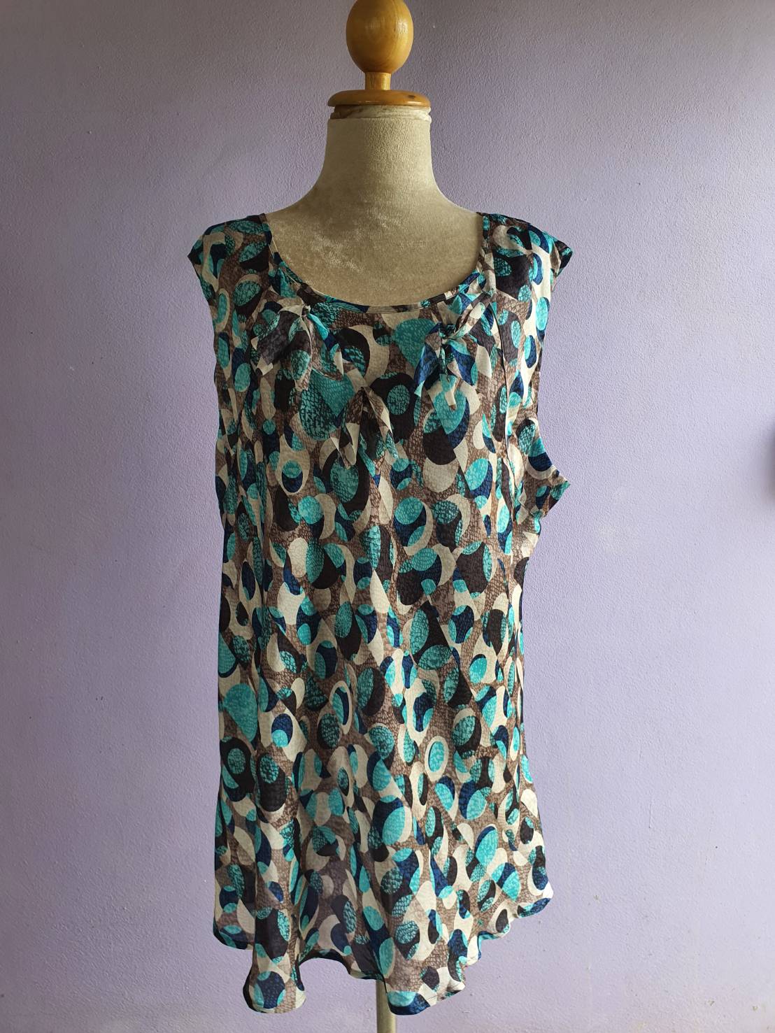 FF03805 เสื้อผ้ามือสอง ลายดอกไม้ แบรนด์ dressbarn อก free-54 นิ้ว