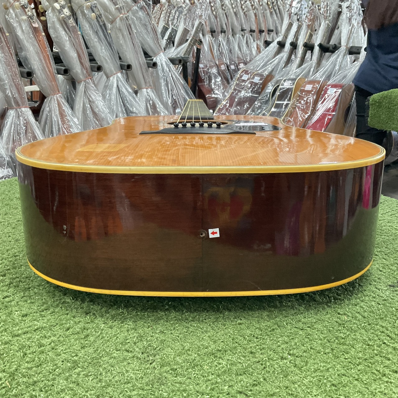 กีต้าร์โปร่ง Three S : W-150