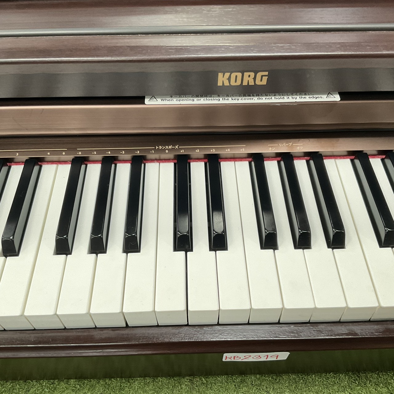 เปียโน KORG : C-3000