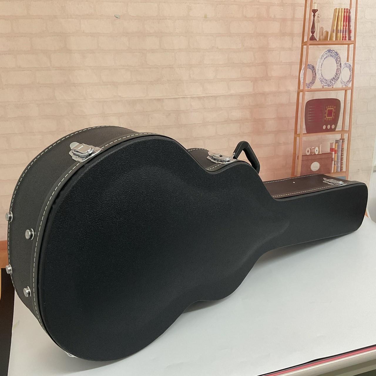 กล่องเคสกีต้าร์โปร่ง (SIZE จัมโบ้)