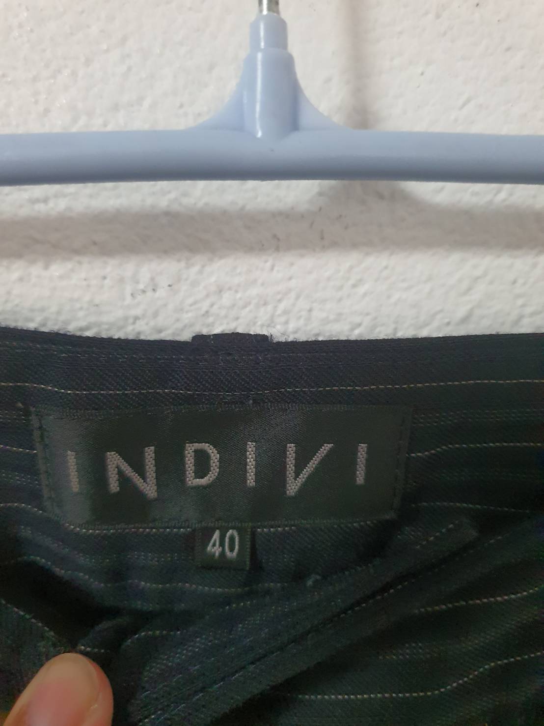 FF06333 กางเกงผ้า สีดำลาย แบรนด์INDIVI เอว 29 นิ้ว