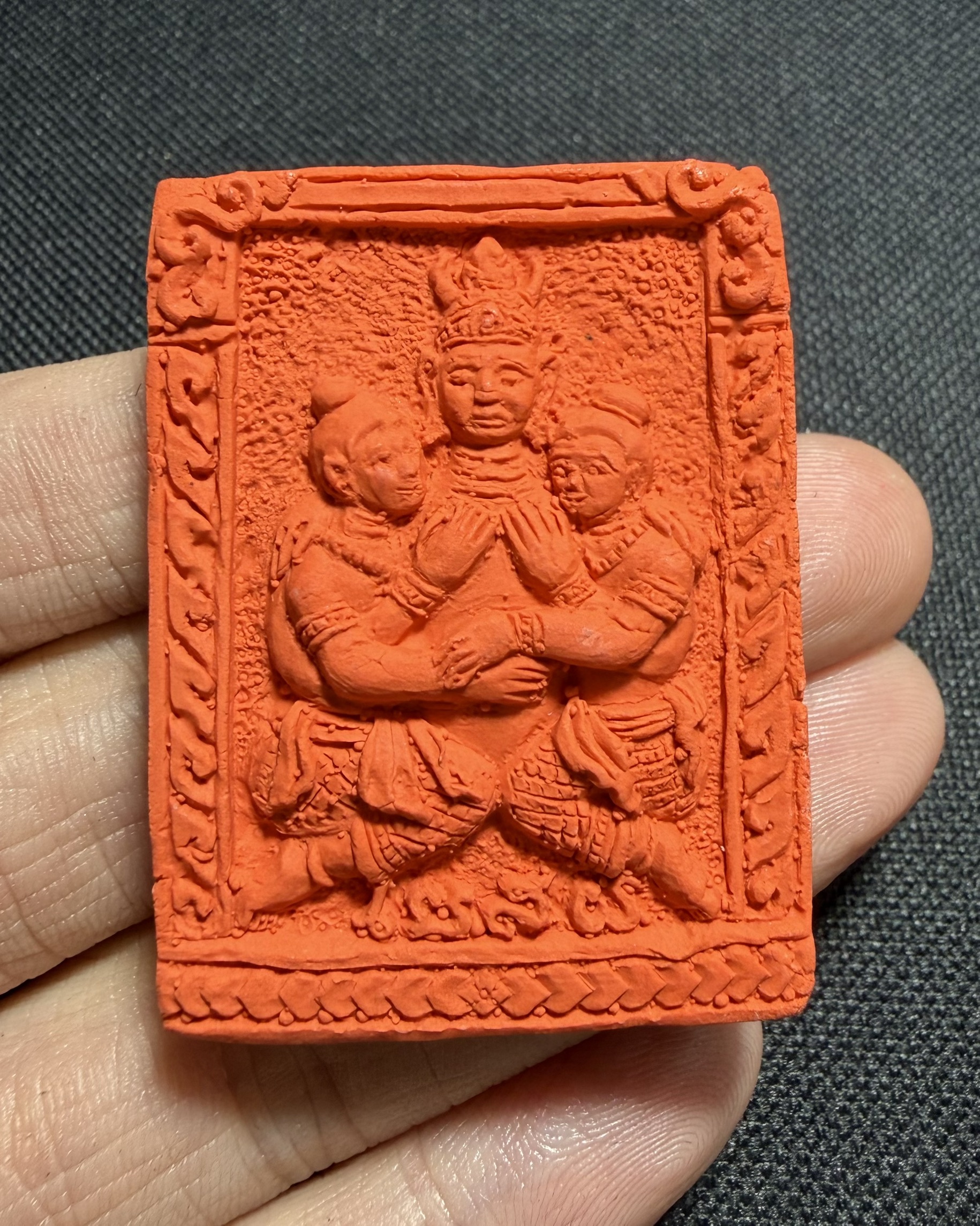 พญาเขาคำเขารักเขาหลง (สีส้ม) Golden Horn Prince. (orange color) SKU-03537