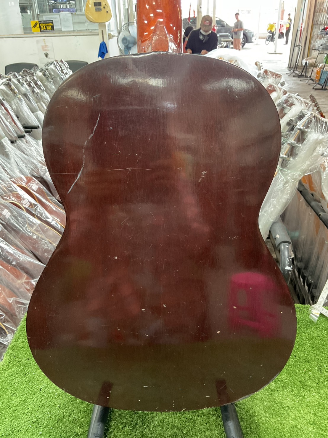 กีต้าร์คลาสสิค YAMAHA : 85D