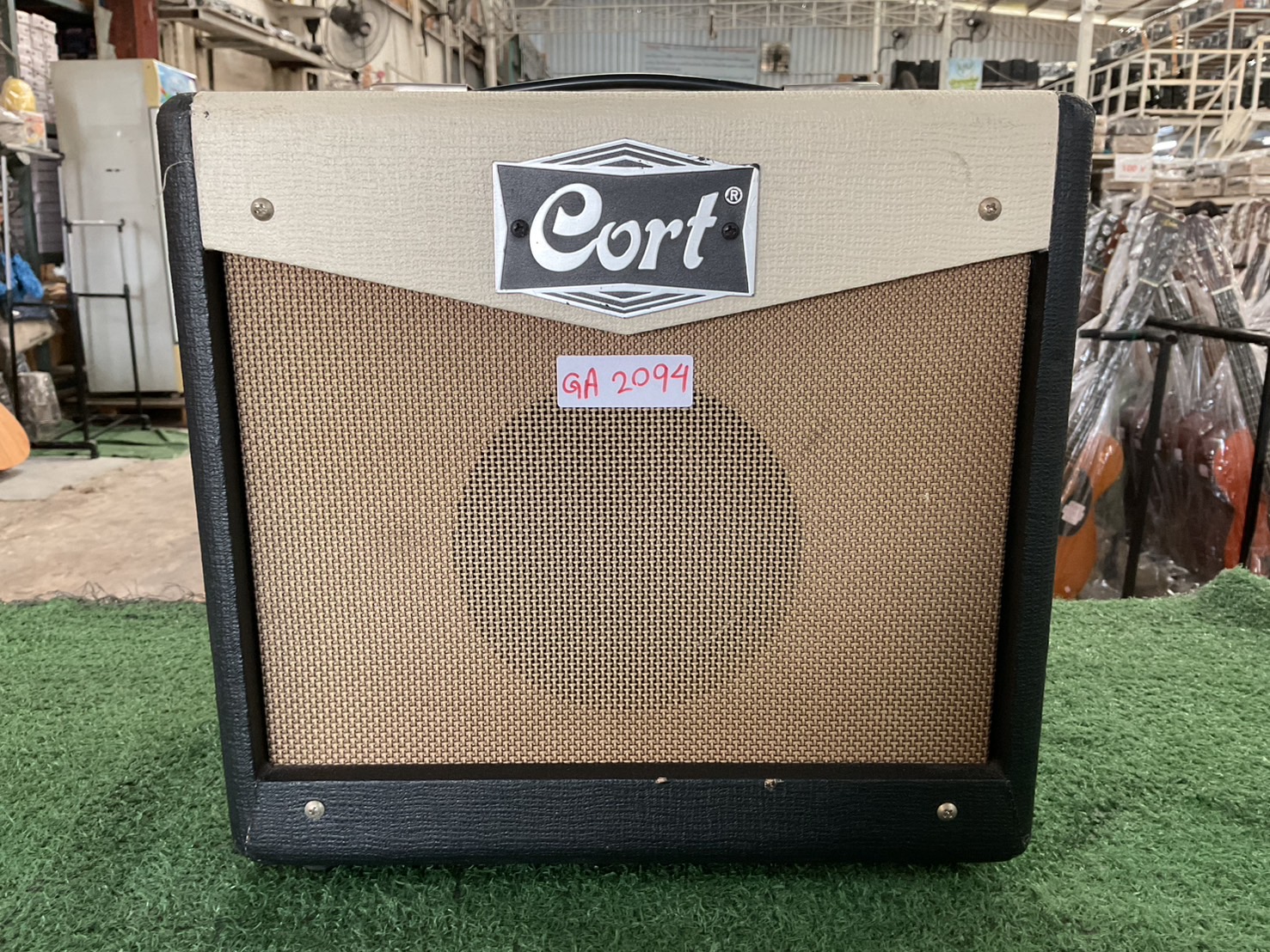 แอมป์กีต้าร์ Cort : CM15G