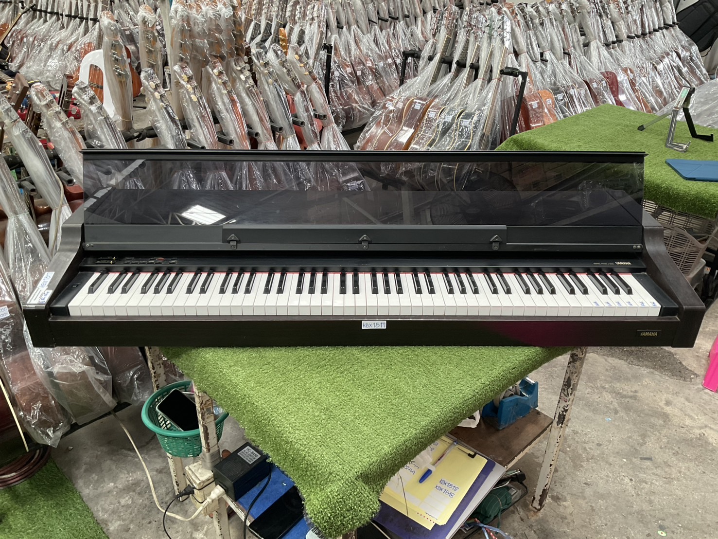 เปียโน YAMAHA : J-1000 สินค้าไม่พร้อมใช้งาน (ต้องซ่อม)