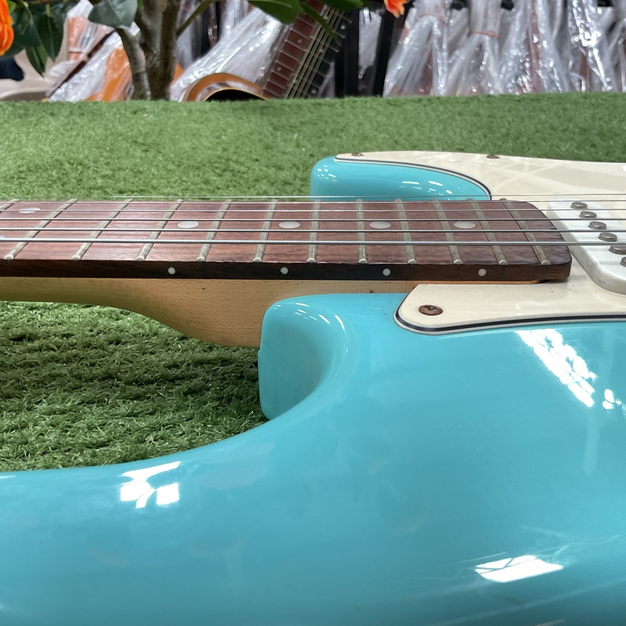 กีต้าร์ไฟฟ้า SELDER