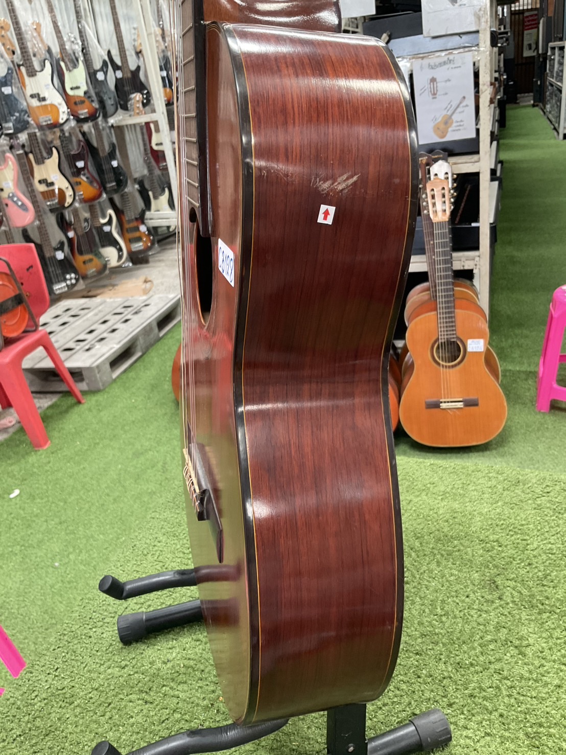 กีต้าร์คลาสสิค Abe Gut : 65s