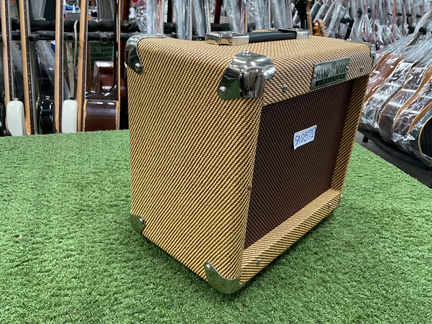 แอมป์กีต้าร์ HAND MADE CONCEPT : Pro-10g