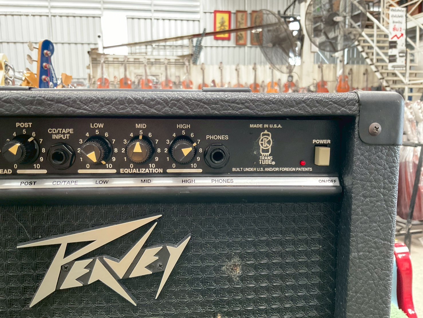 แอมป์กีต้าร์ PEAVEY : RAGE 158