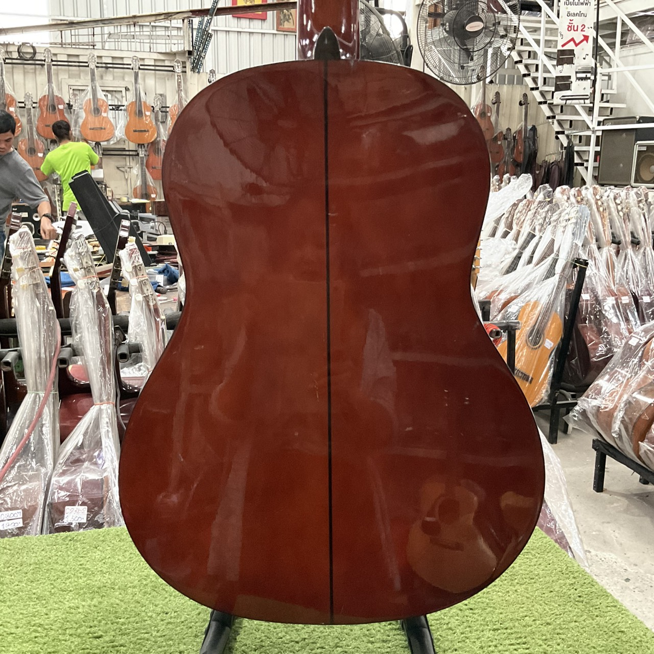 กีต้าร์คลาสสิค Valencia : CG-170