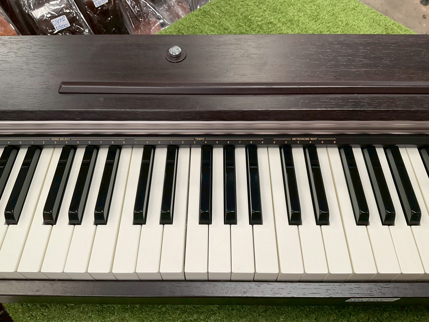 เปียโน CASIO : PX-700 สินค้าไม่พร้อมใช้งาน (ต้องซ่อม)