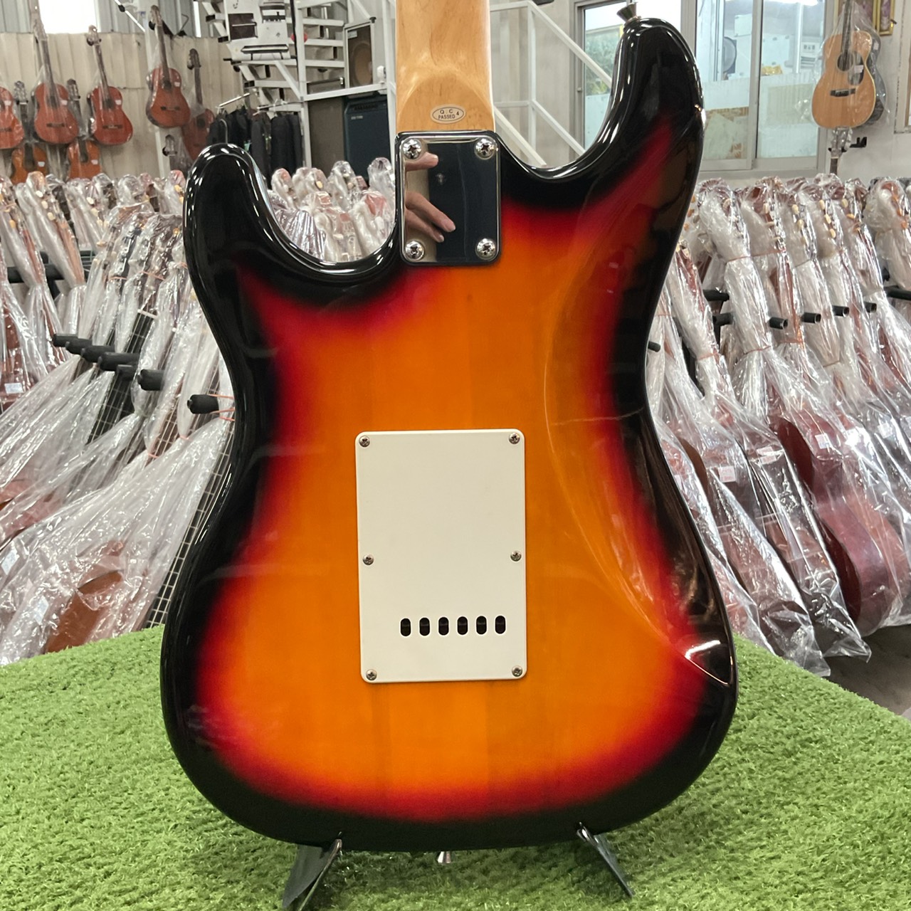 กีต้าร์ไฟฟ้า SELDER