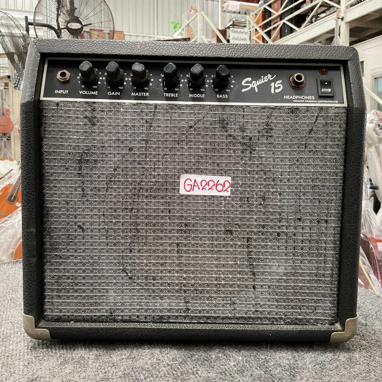 แอมป์กีต้าร์ Fender : Squier 15