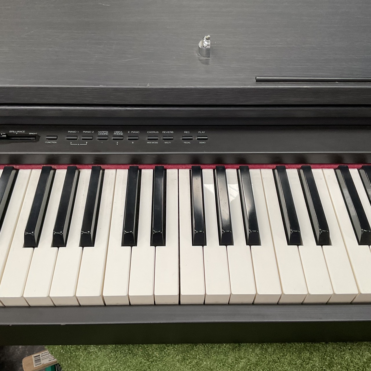 เปียโน Roland : HP-1700L