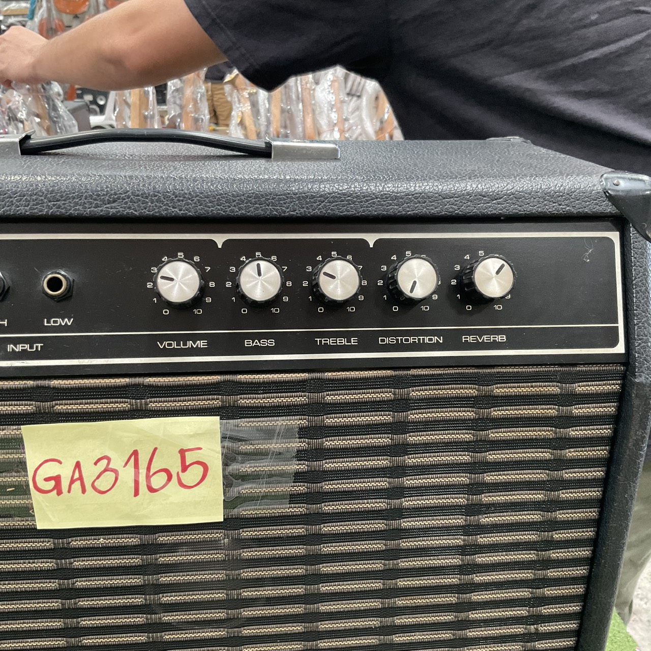 แอมป์กีต้าร์ YAMAHA : J-255