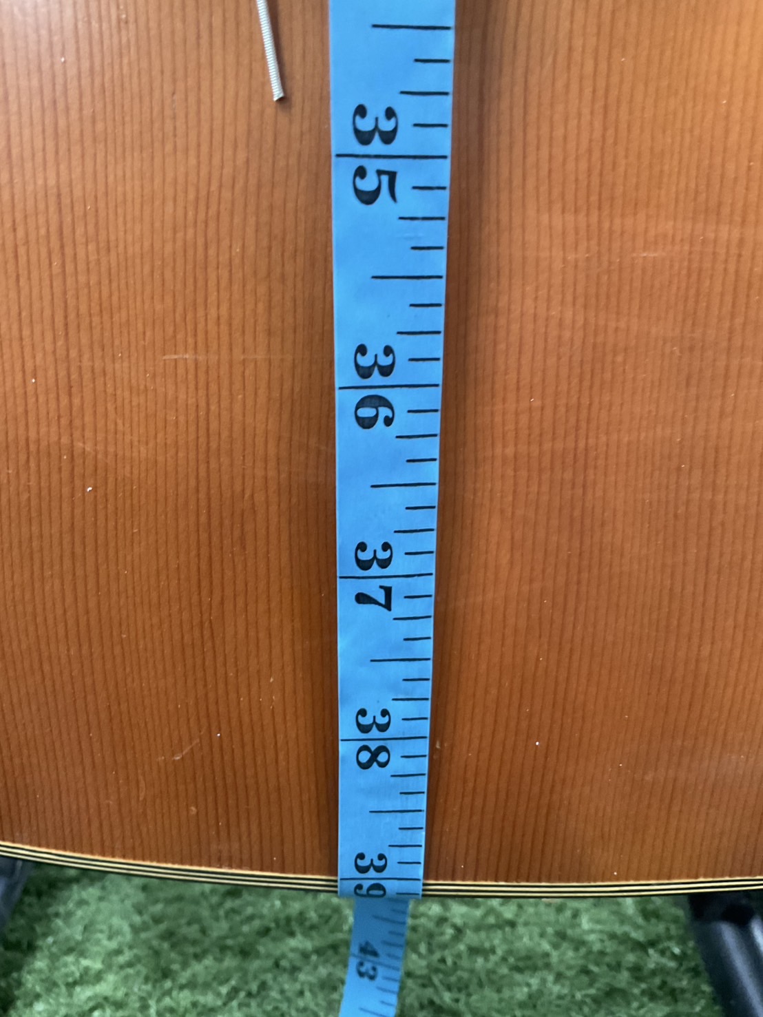 กีต้าร์คลาสสิค ยี่ห้อตามภาพ