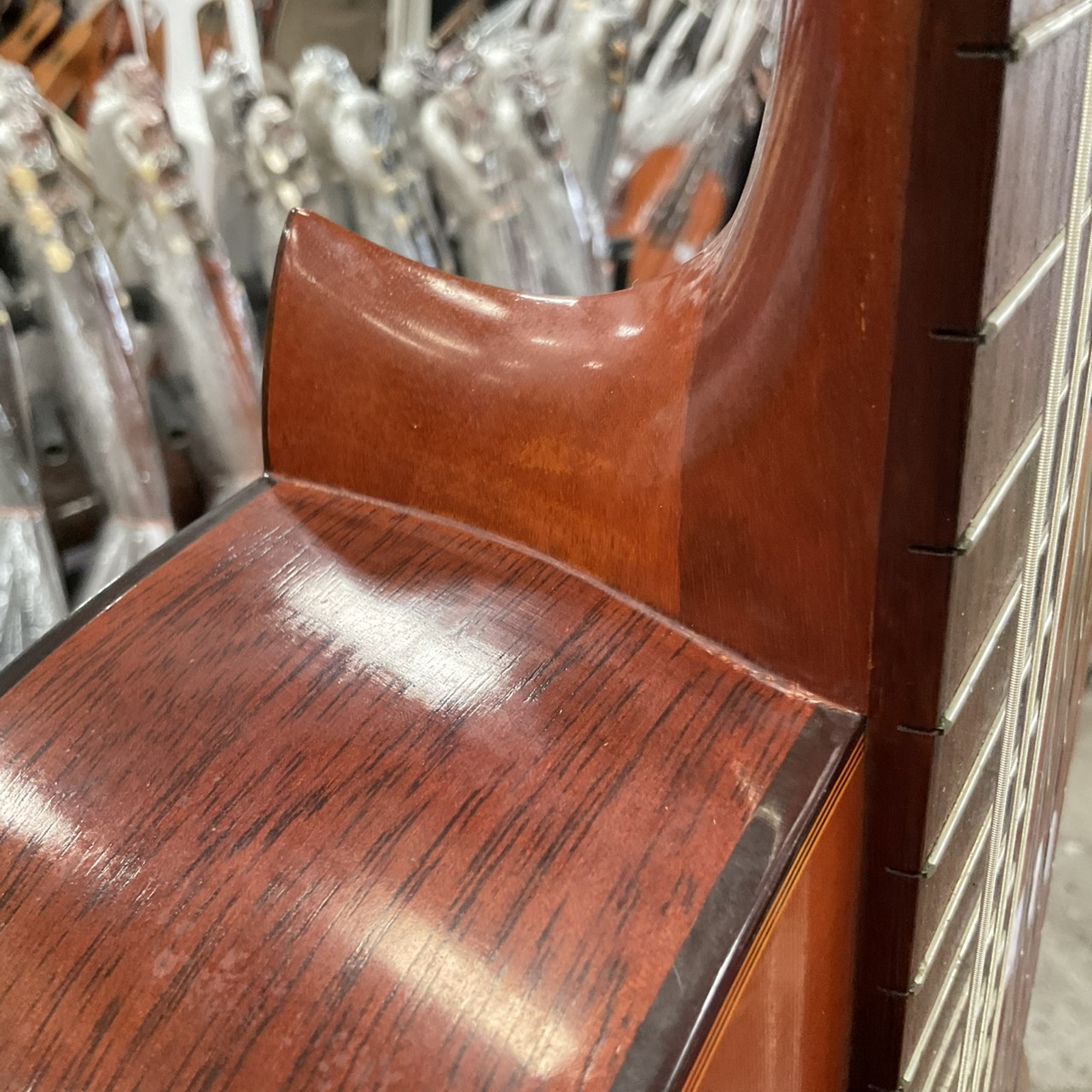 กีต้าร์คลาสสิค Aria : AC10