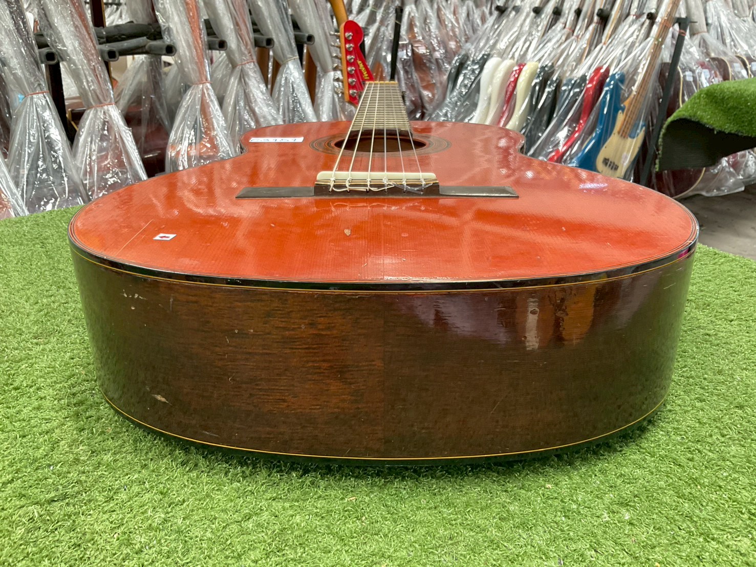 กีต้าร์คลาสสิค YAMAHA : G-70D