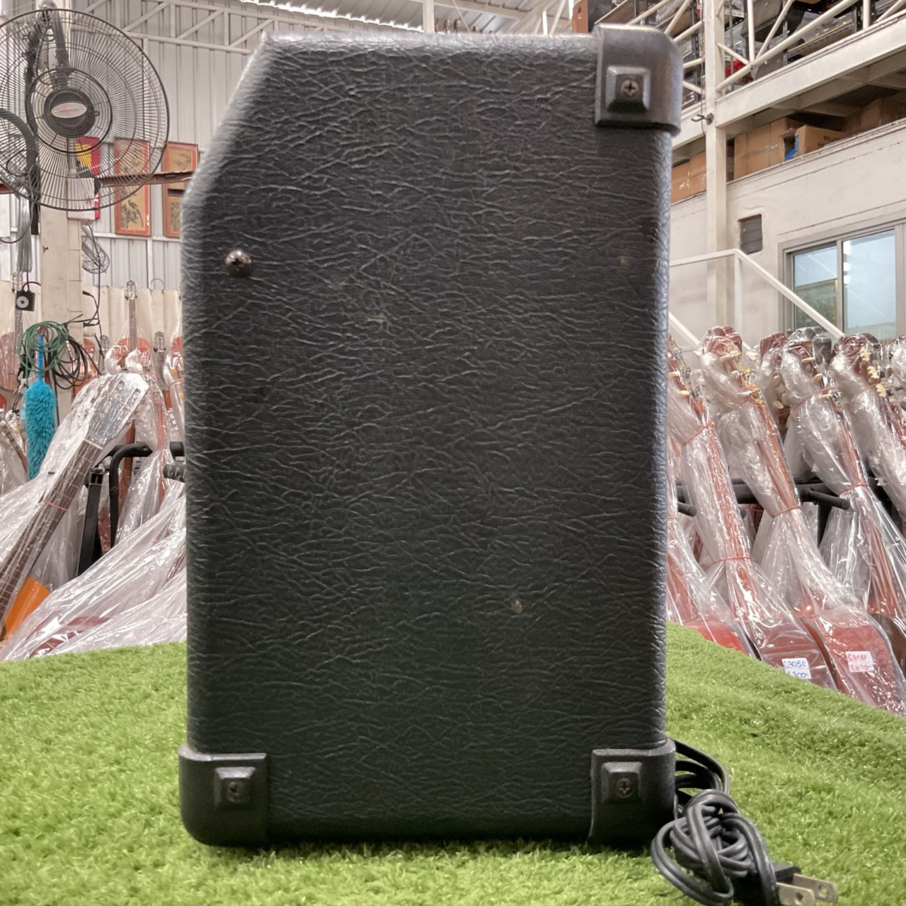 แอมป์กีต้าร์ FERNANDES : FA-15