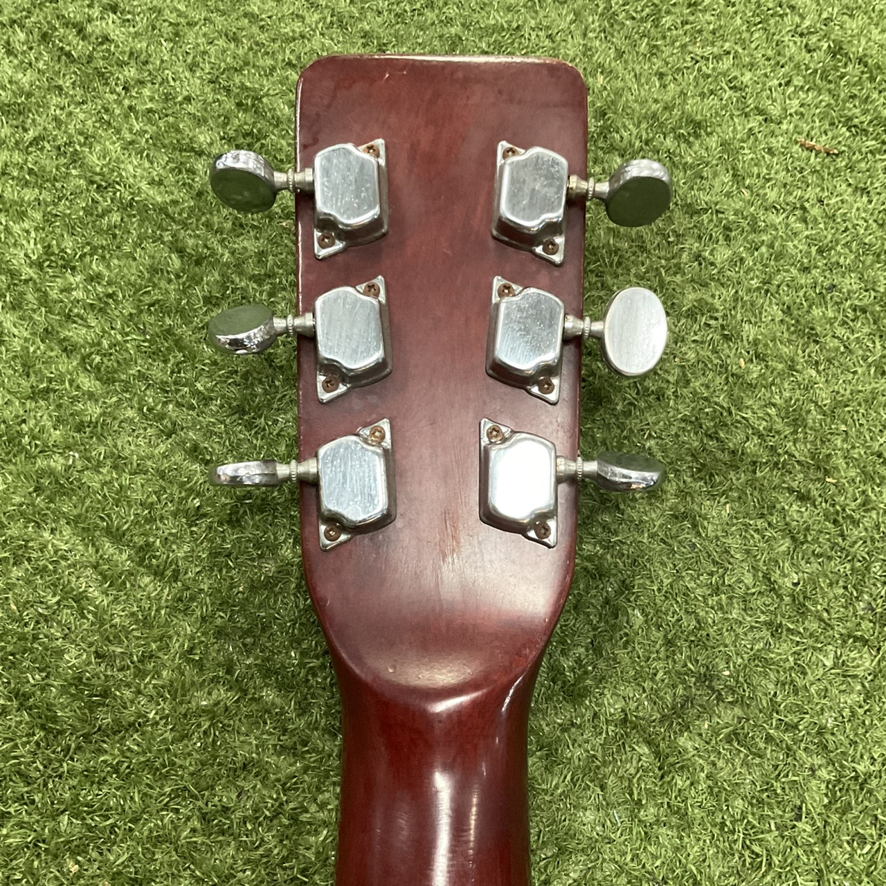 กีต้าร์โปร่ง Aria : W-180