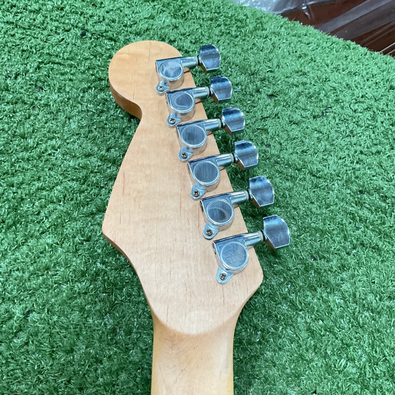 กีต้าร์ไฟฟ้า SELDER