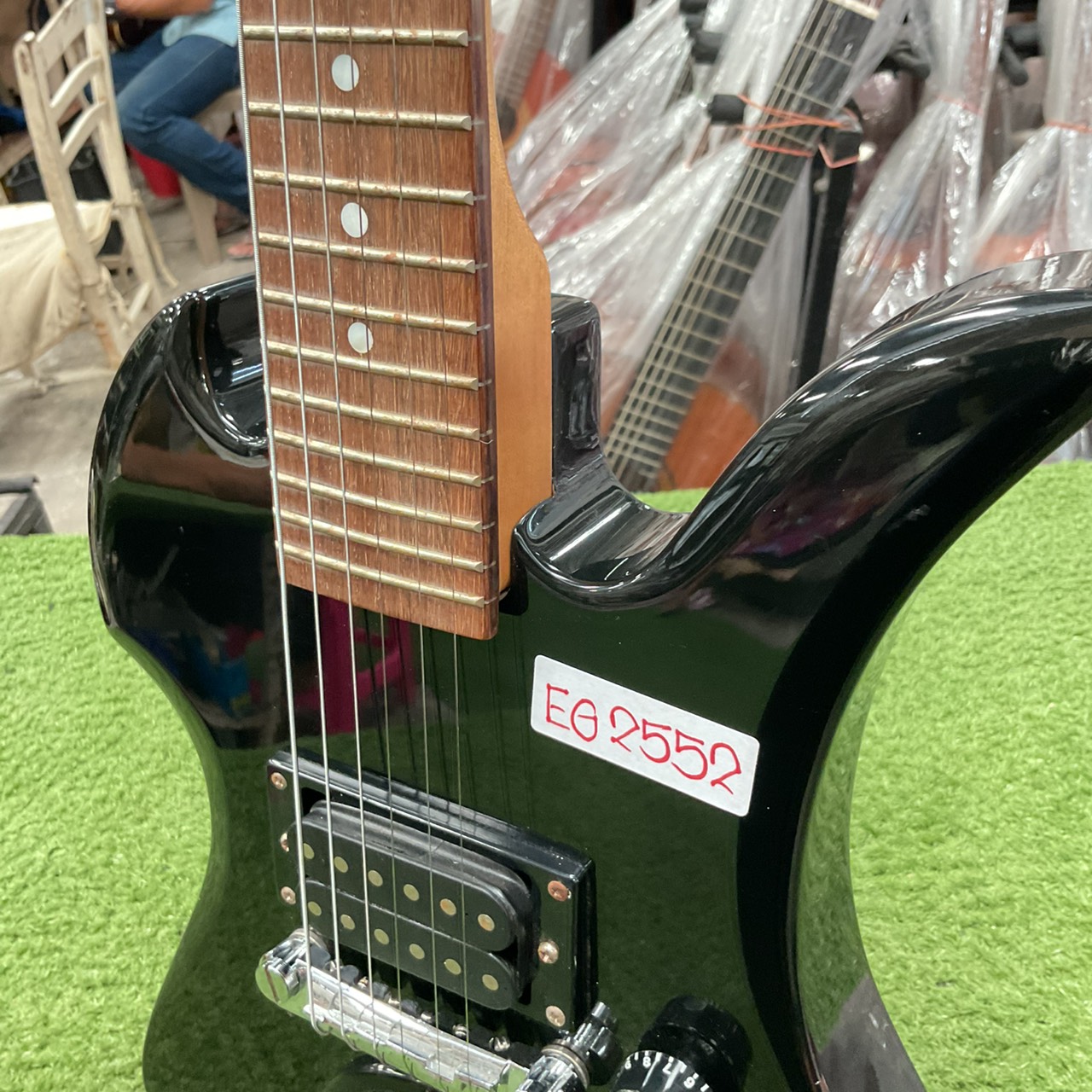 กีต้าร์ไฟฟ้า PhotoGenic