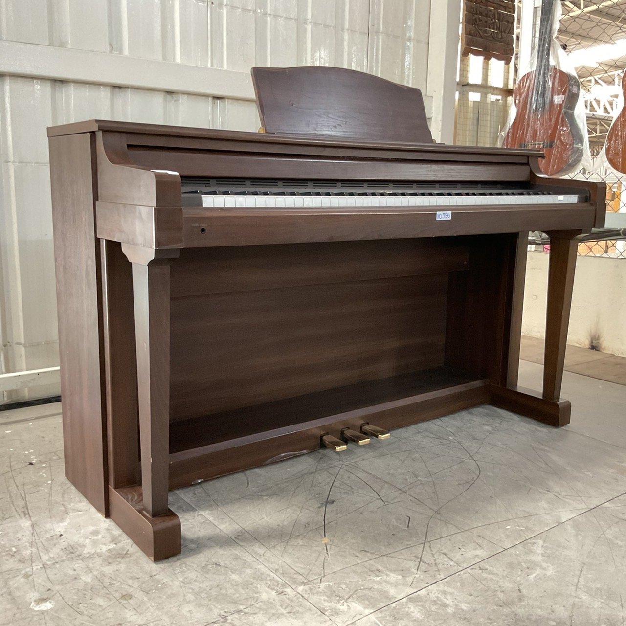 เปียโน Roland : HP-3700