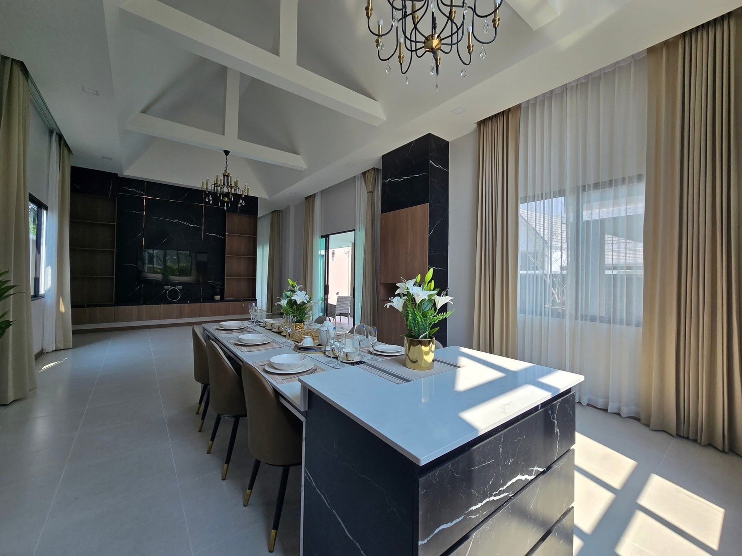 พรีเซลล์ พลูวิลล่าพัทยา บ้านมือ1 ซอยสยามคันทรีคลับ 3 ห้องนอน 4 ห้องน้ำ ตกแต่งพร้อมอยู่