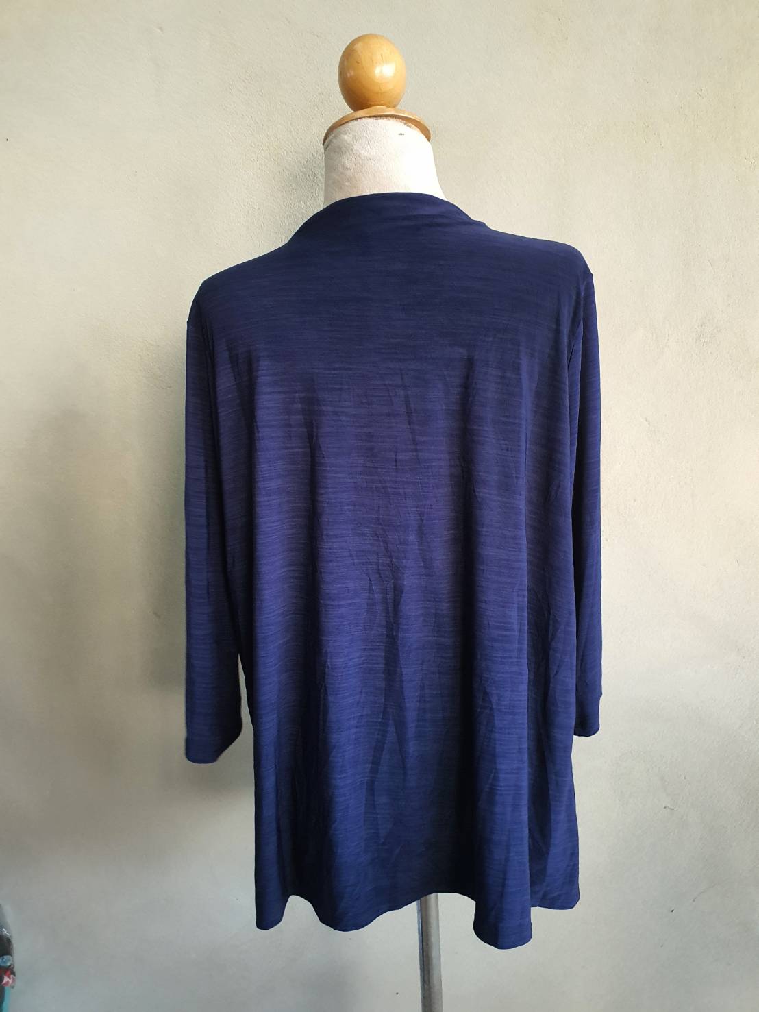 FF04837 เสื้อผ้ามือสอง สีกรม แบรนด์ ELIE MCCARTHY อก 45-50 นิ้ว