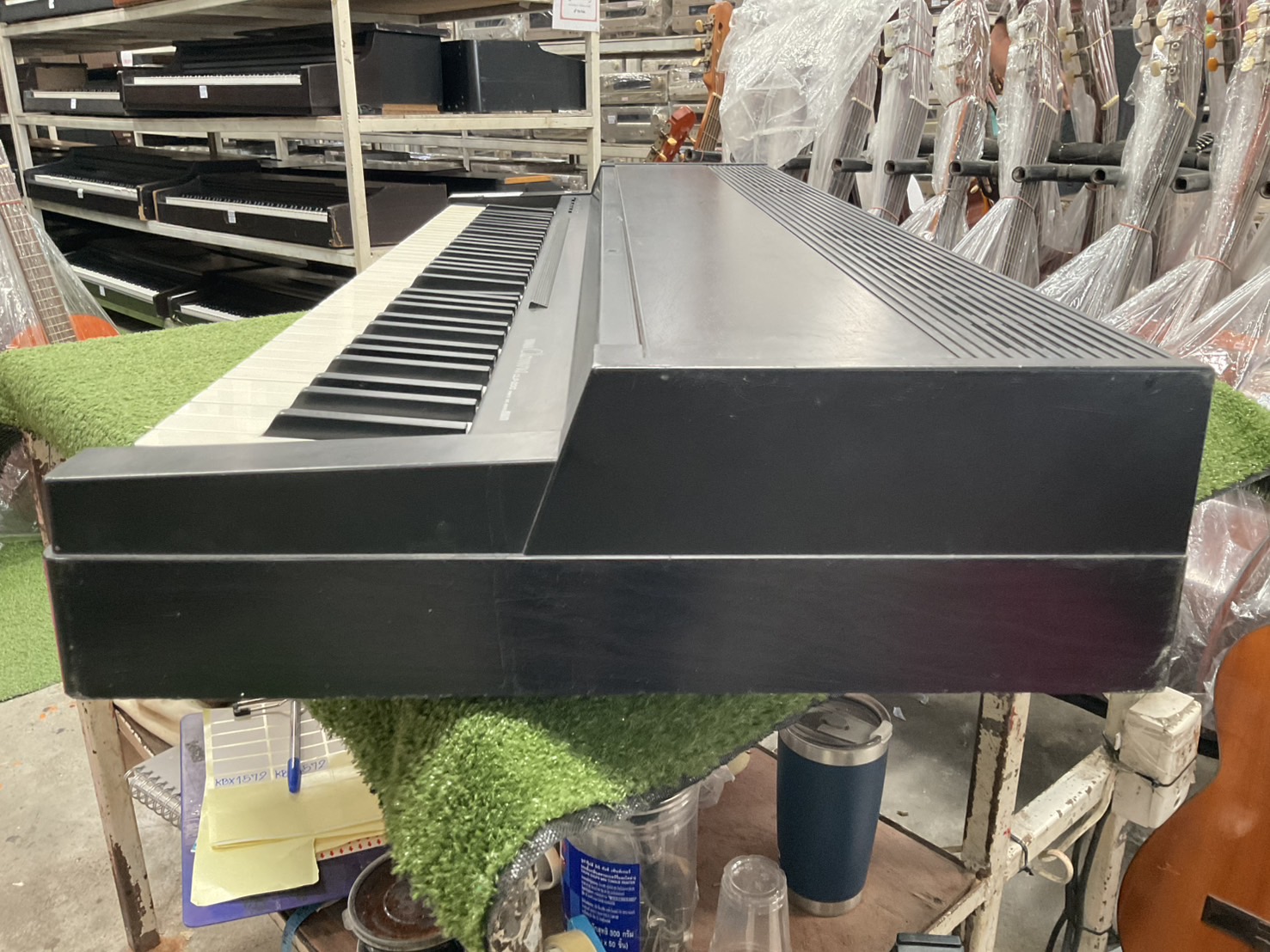 เปียโน YAMAHA : CLP-200 สินค้าไม่พร้อมใช้งาน (ต้องซ่อม)