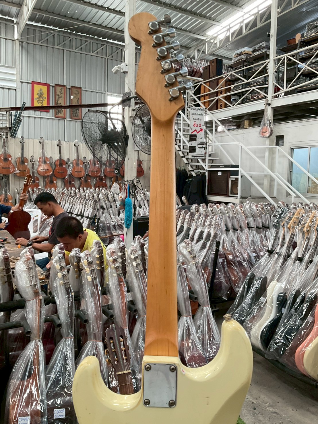 กีต้าร์ไฟฟ้า PhotoGenic