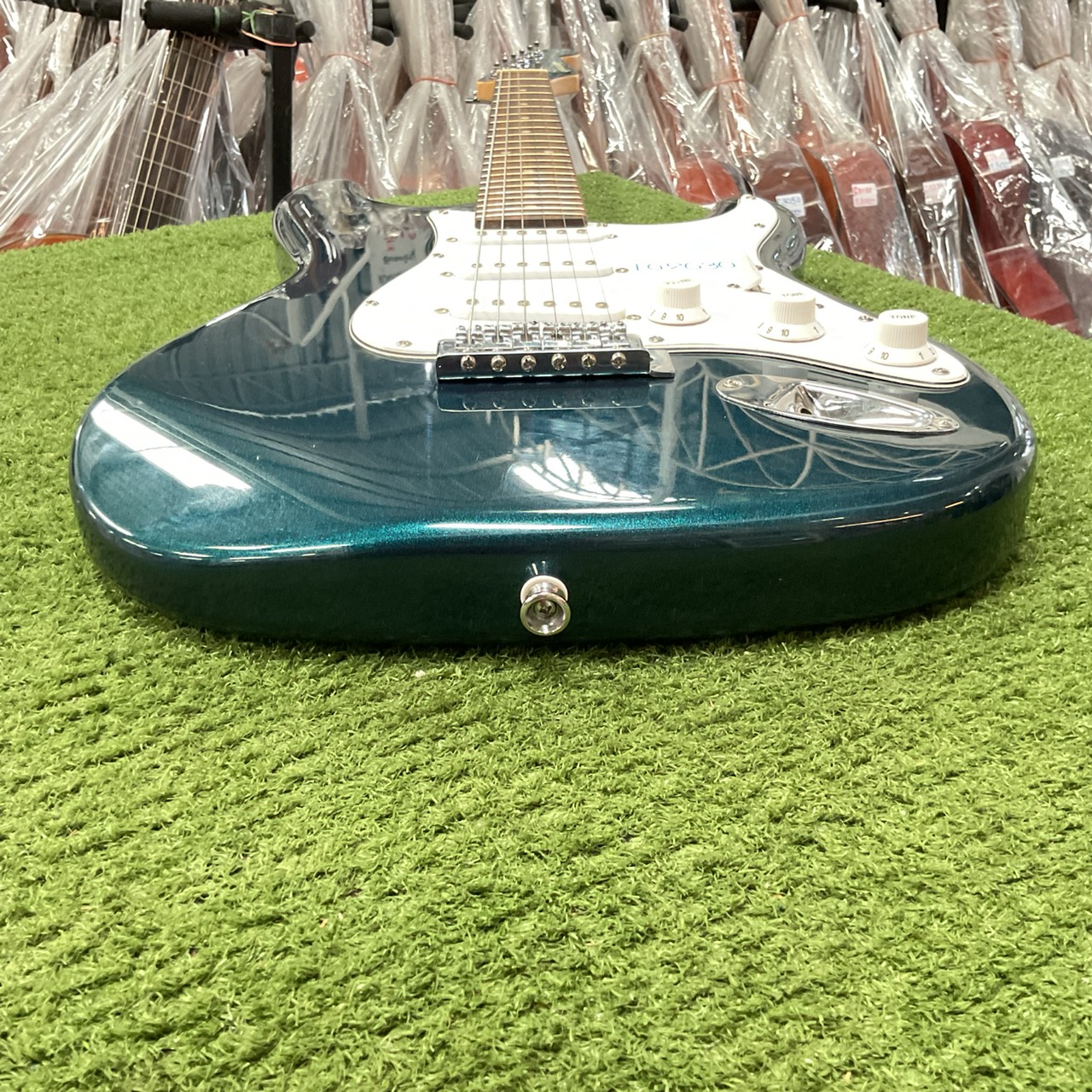 กีต้าร์ไฟฟ้า SELDER