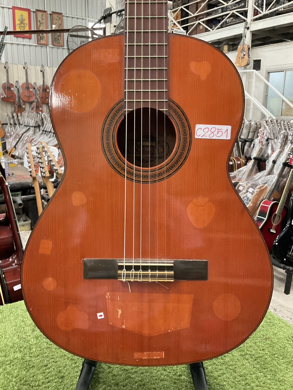 กีต้าร์คลาสสิค YAMAHA : G-70D