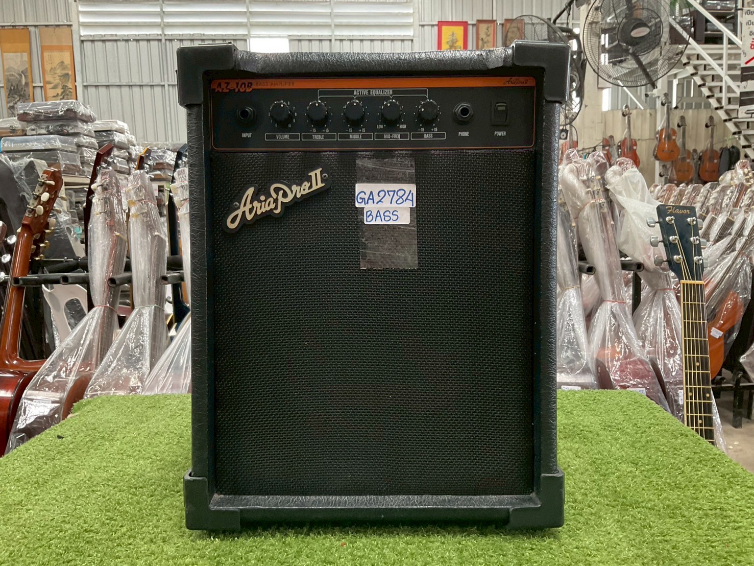 แอมป์เบส Aria Pro II : AZ-10B