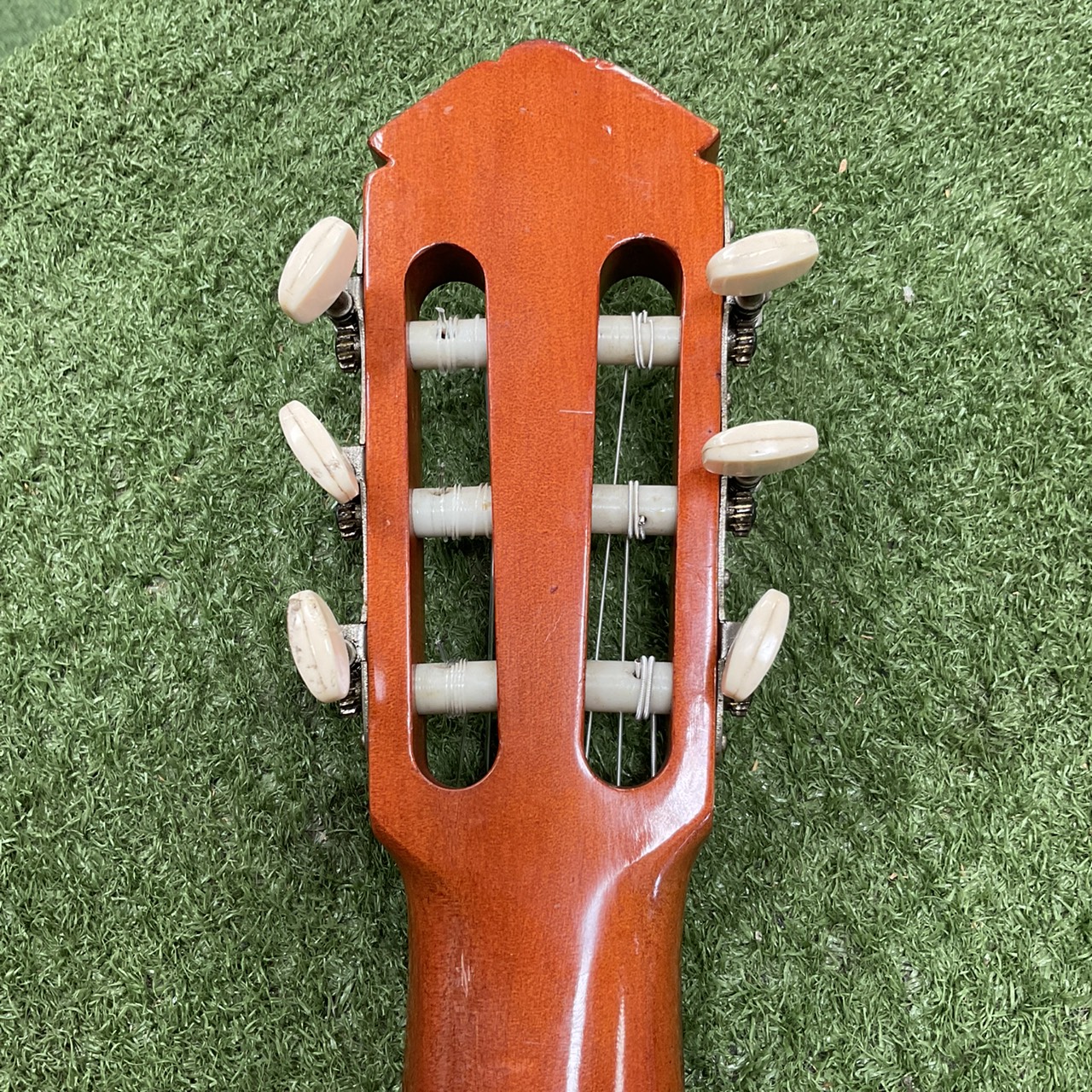กีต้าร์คลาสสิค YAMAHA : G-70D