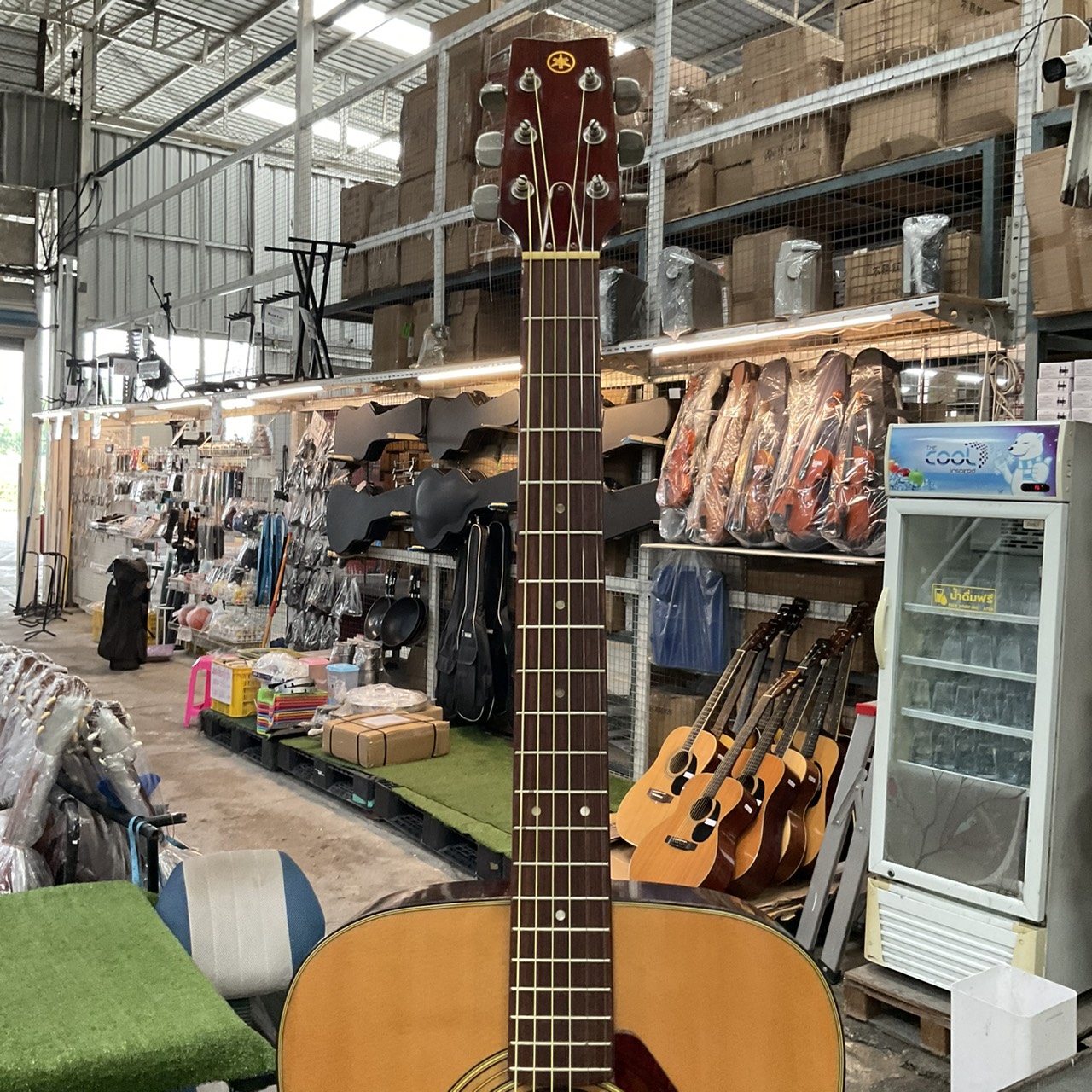 กีต้าร์โปร่ง YAMAHA : FG-160