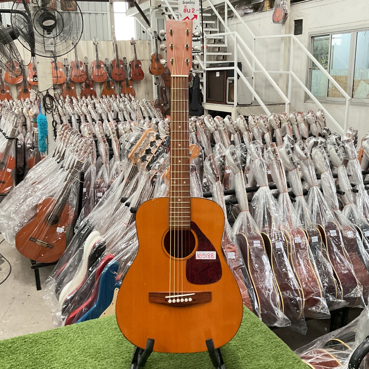 กีต้าร์โปร่ง YAMAHA : FG-Junior JR-1