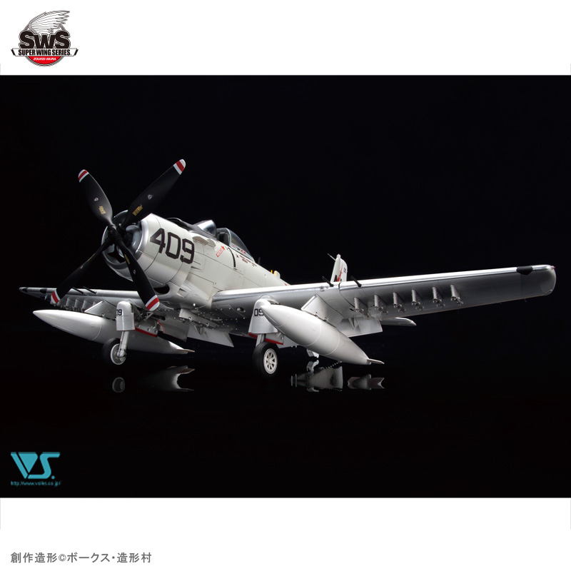 โมเดลเครื่องบิน Zoukei-Mura SWS 1/32 No.15 A-1H SKYRIDER U.S.NAVY INCLUDES U.S. AIRCRAFT WEAPONS