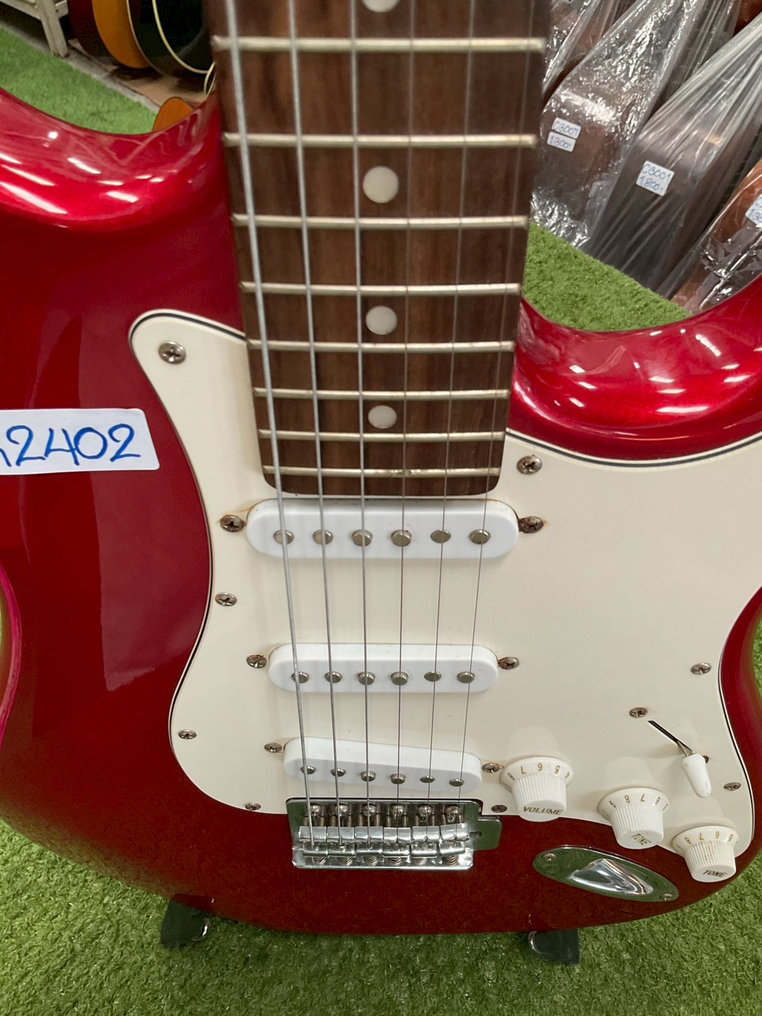 กีต้าร์ไฟฟ้า Legend