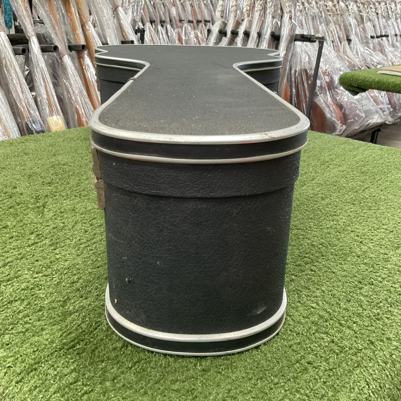 กล่องเคสกีต้าร์โปร่ง