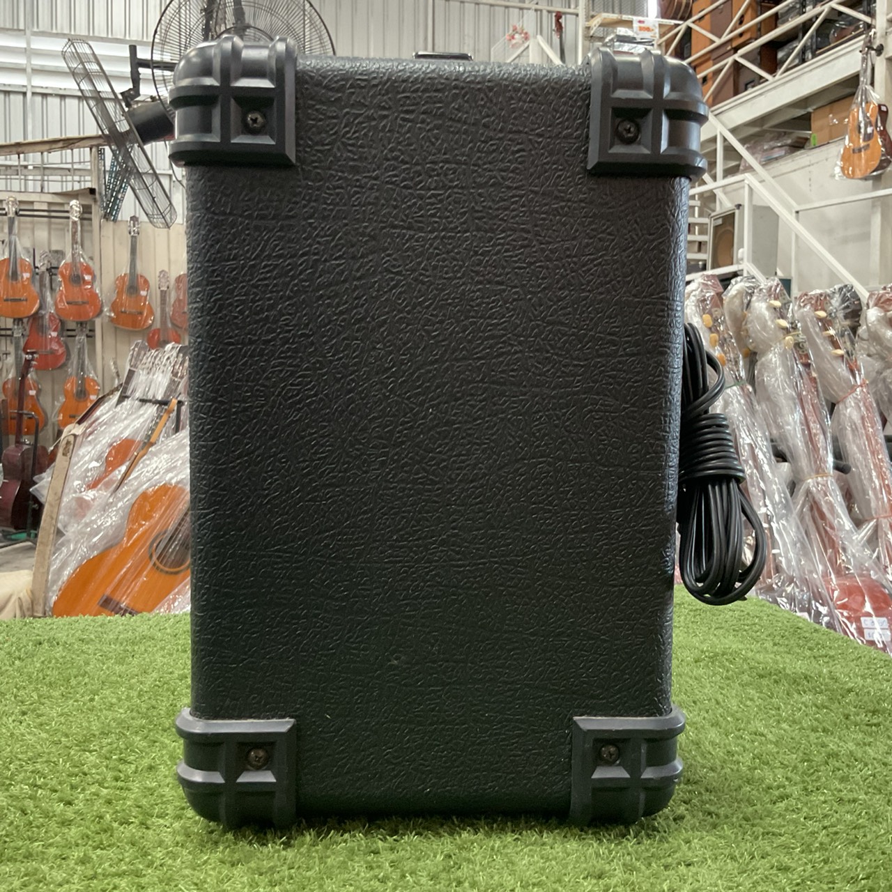 แอมป์กีต้าร์ Ibanez : IBZ3